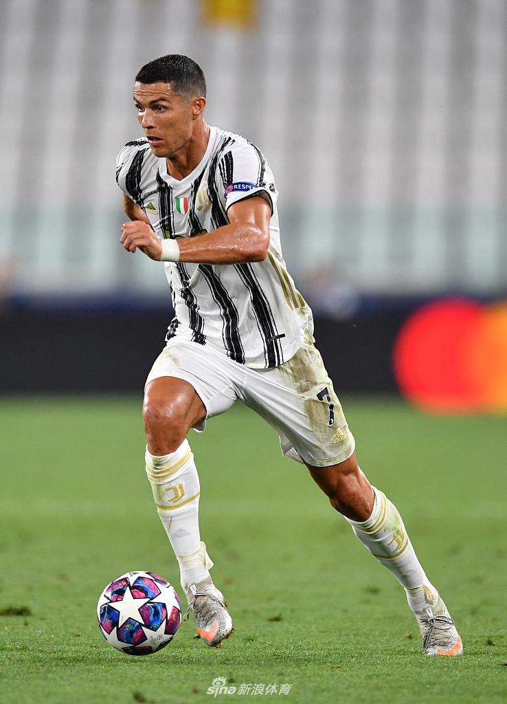 [欧冠]尤文2-1里昂仍出局 C罗双响