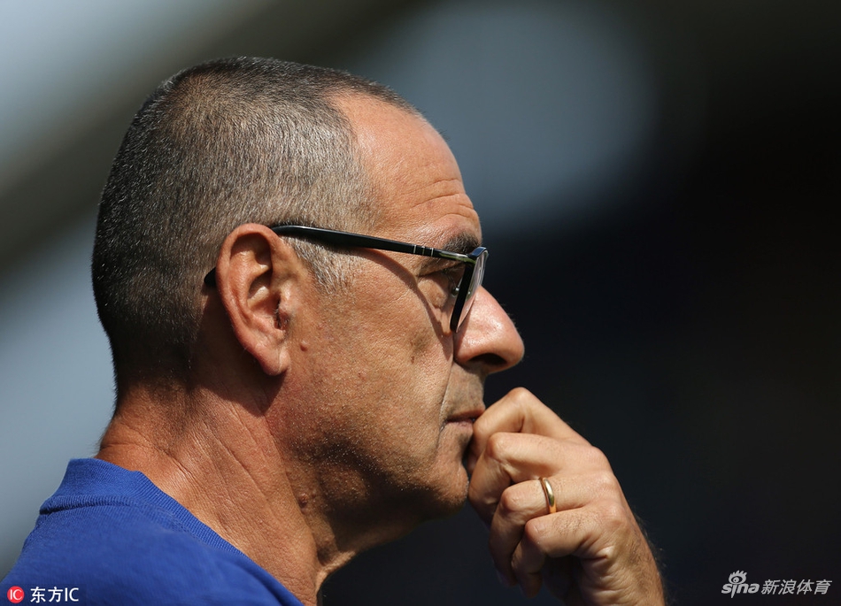 切尔西主帅萨里