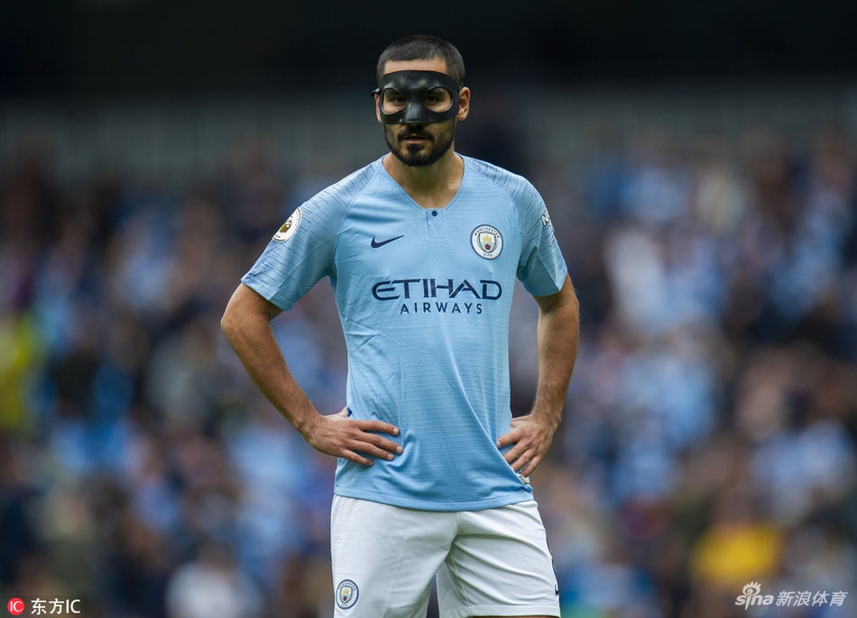 “面具侠”京东安