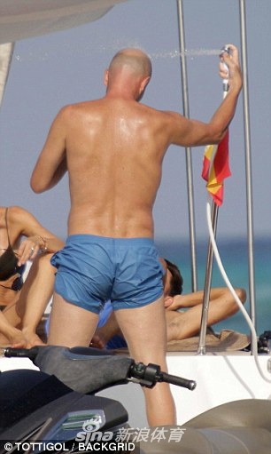 齐达内在海上照样是大师