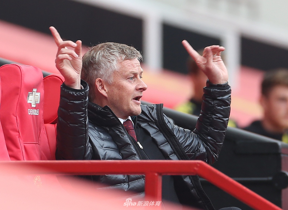 [英超]曼联5-2伯恩茅斯 B费2传1射