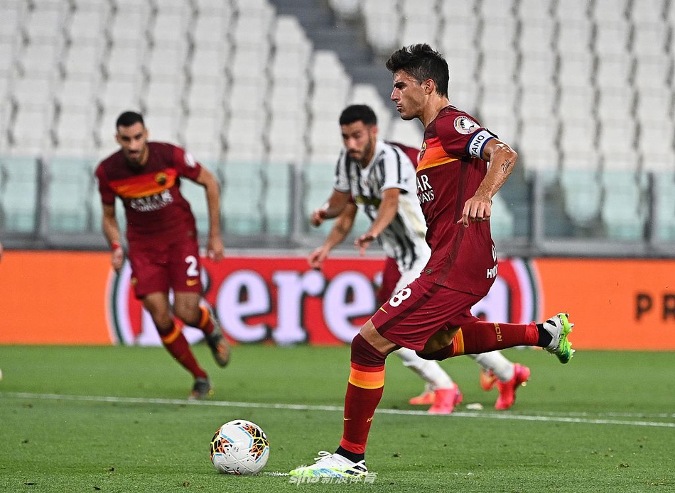 [意甲]尤文1-3罗马 主场捧杯狂欢