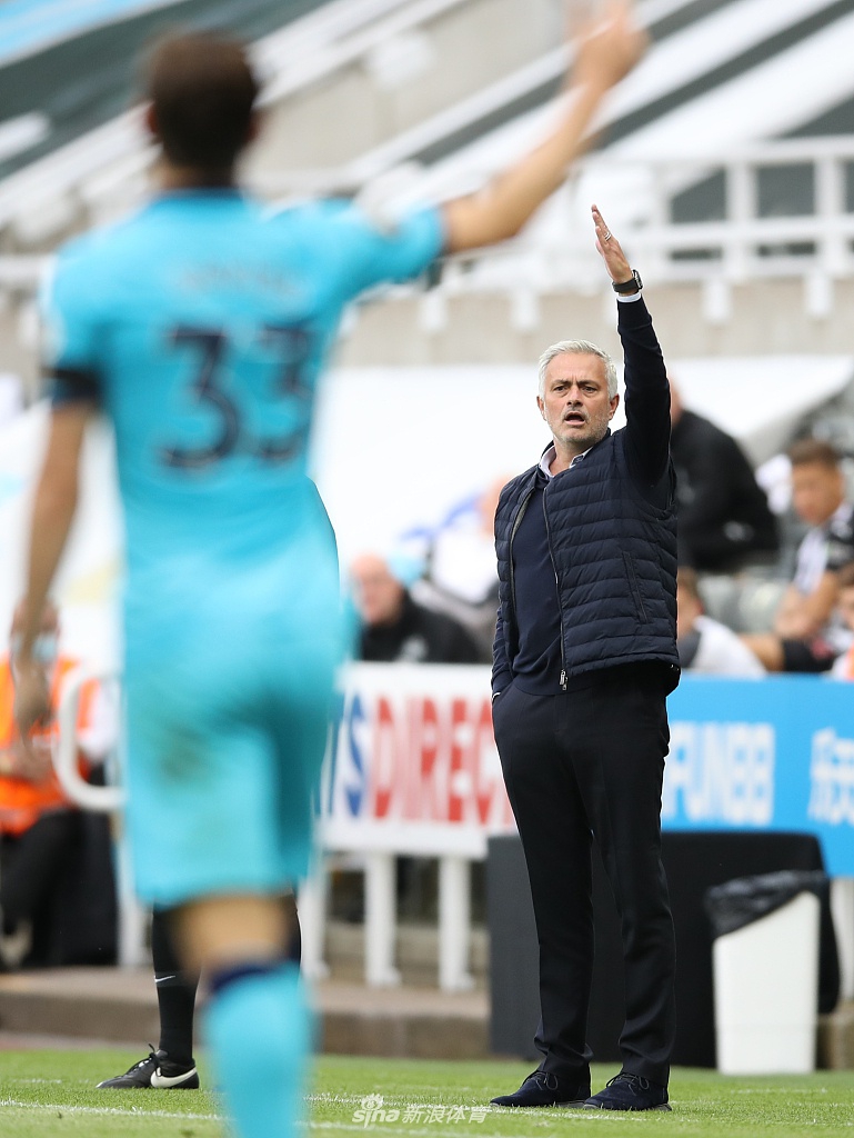 [英超]纽卡斯尔1-3热刺 凯恩梅开二度