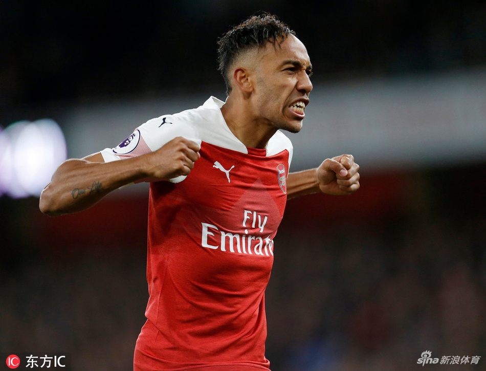 奥巴梅杨梅开二度