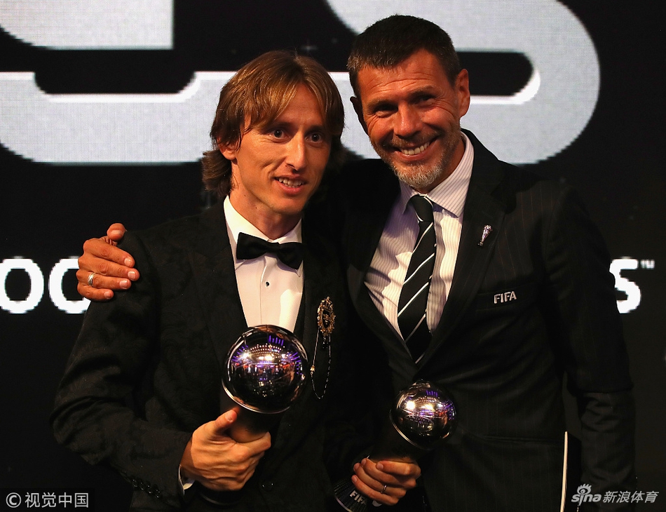 莫德里奇问鼎FIFA足球先生全纪录