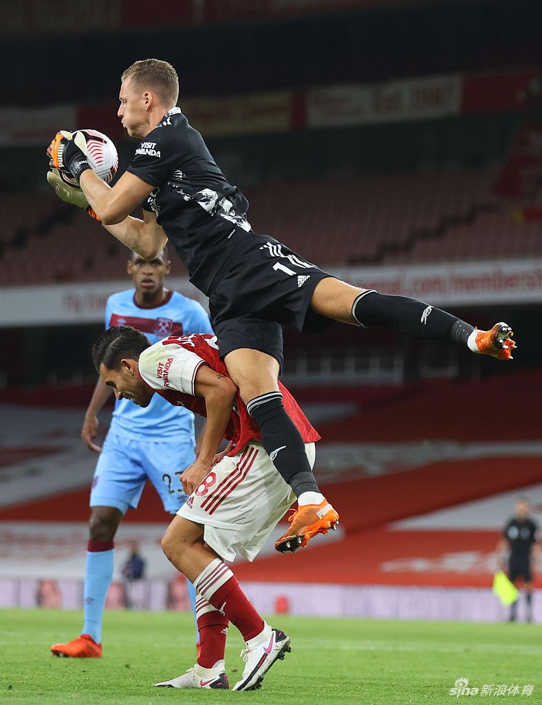 [英超]阿森纳2-1西汉姆 替补奇兵绝杀