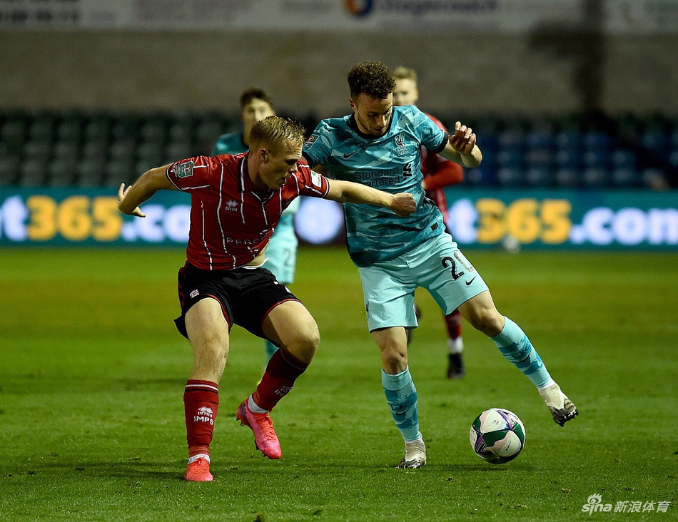 [联赛杯]利物浦7-2林肯城 南野拓实双响