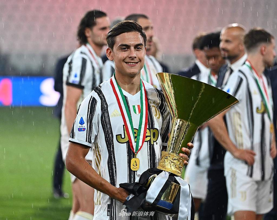 [意甲]尤文1-3罗马 主场捧杯狂欢