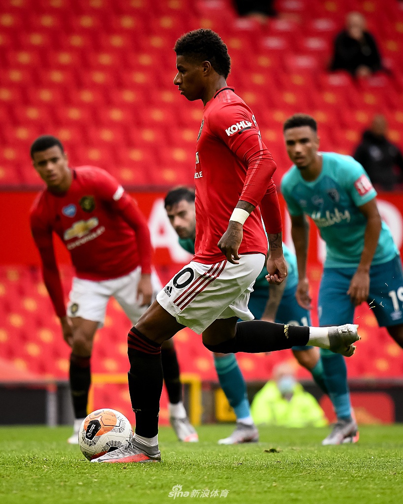 [英超]曼联5-2伯恩茅斯 B费2传1射