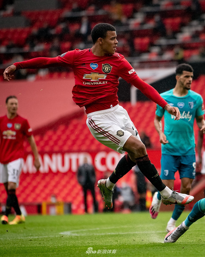 [英超]曼联5-2伯恩茅斯 B费2传1射