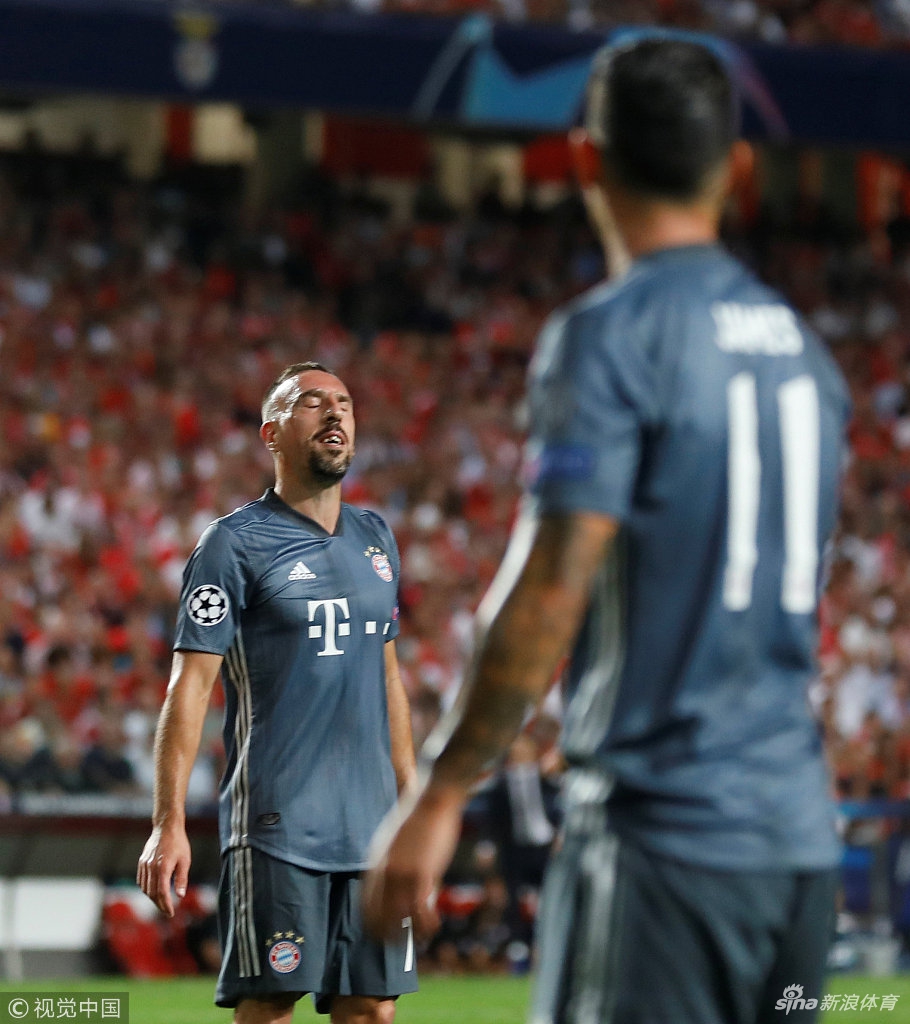 里贝里面露遗憾