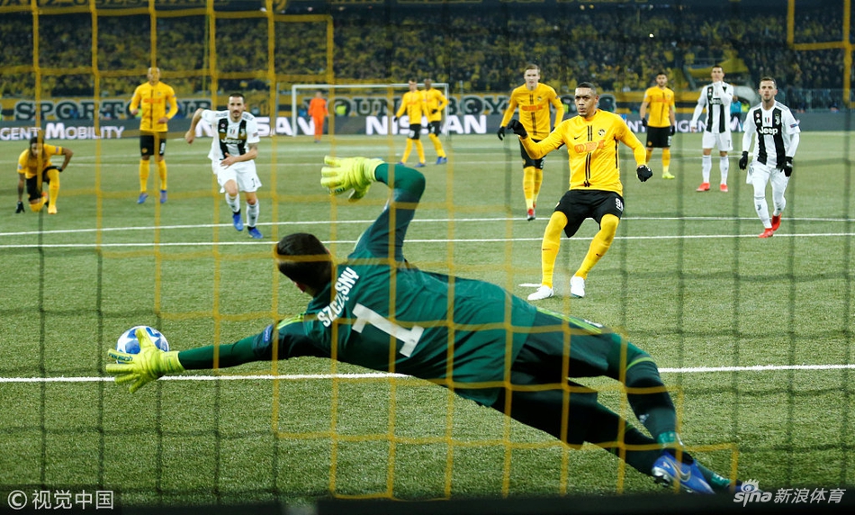 什琴斯尼望球兴叹