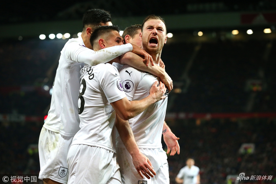 曼联意外陷入困境