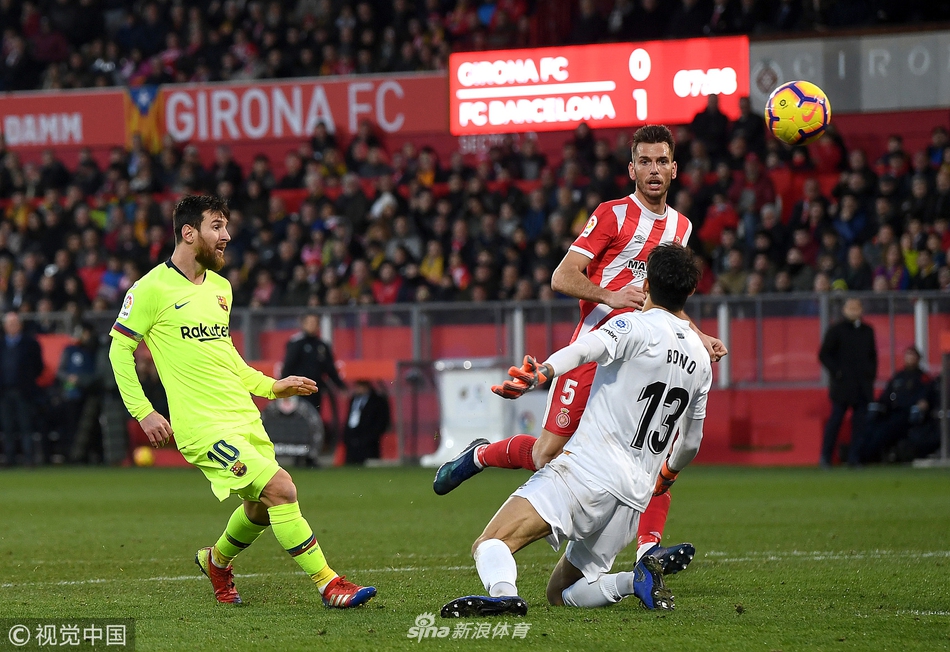 梅西四两拨千斤