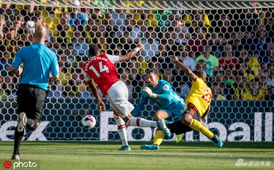 [英超]沃特福德2-2阿森纳