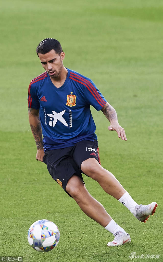 效力米兰的苏索