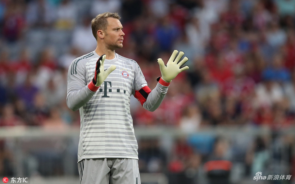 拜仁门神诺伊尔