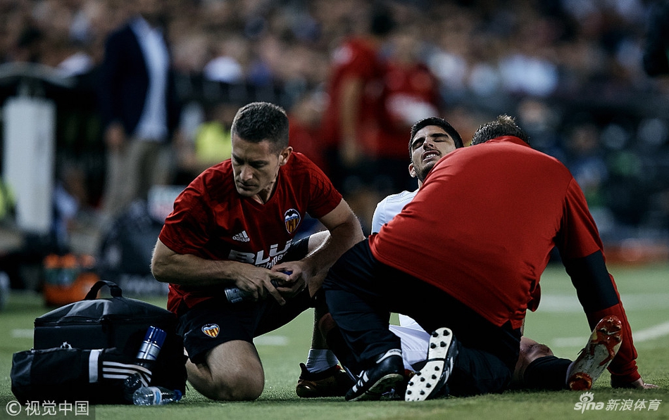 格德斯受伤无法坚持