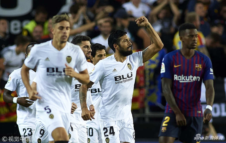 加雷门前抢点扳平