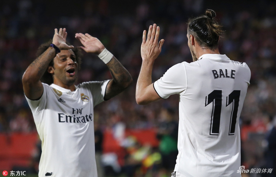 贝尔马塞洛击掌