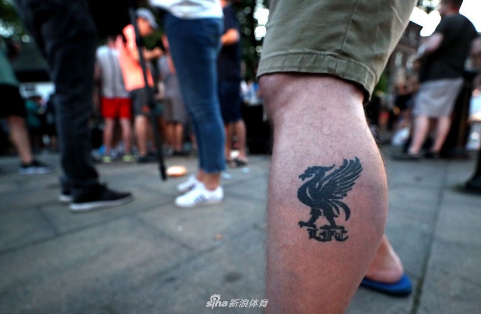 终于等到30年后的这一天！利物浦彻底疯狂