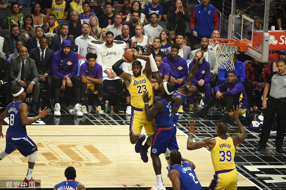 [NBA常规赛]湖人102-112快船 卡哇伊30分