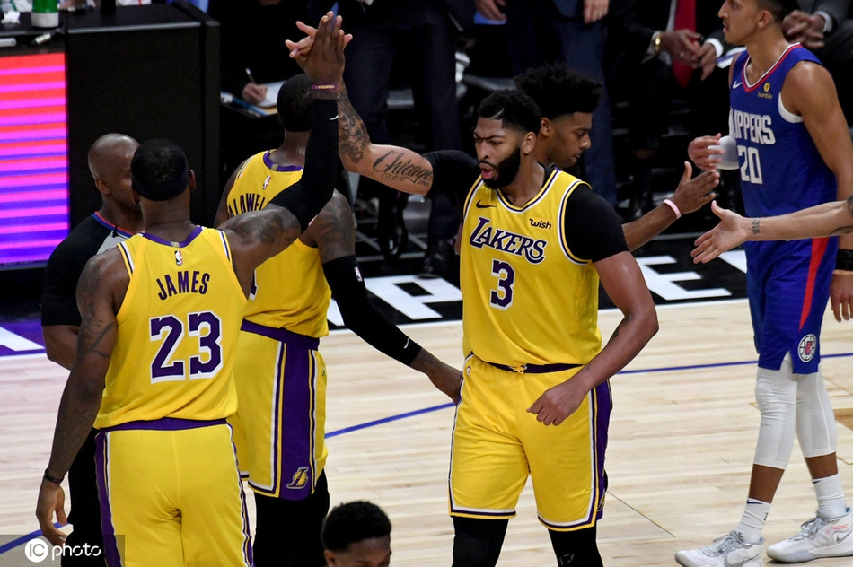 [NBA常规赛]湖人102-112快船 卡哇伊30分