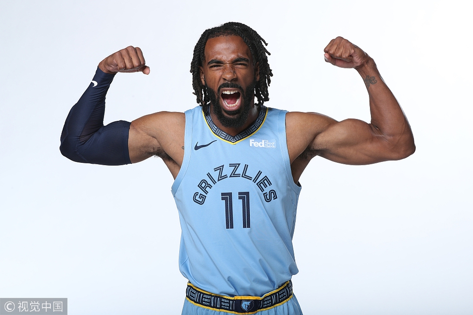 灰熊新赛季定妆照：日本小将亮相颜值直追丁彦雨航