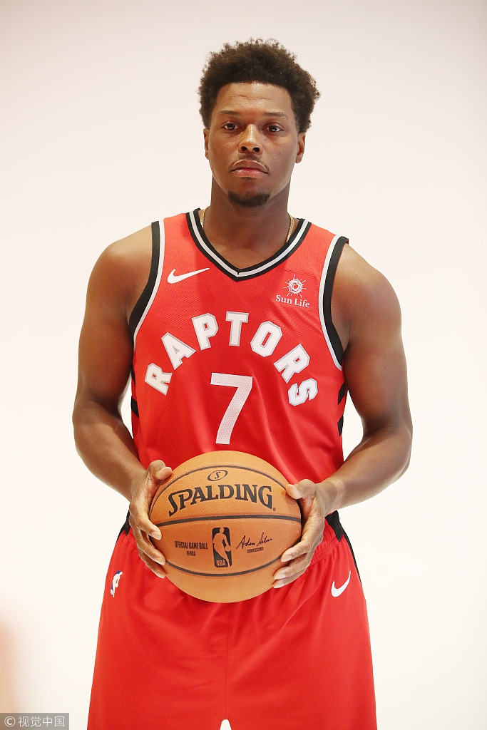 新北境之王正式登基！多年的面瘫也治好了 笑起来还挺帅