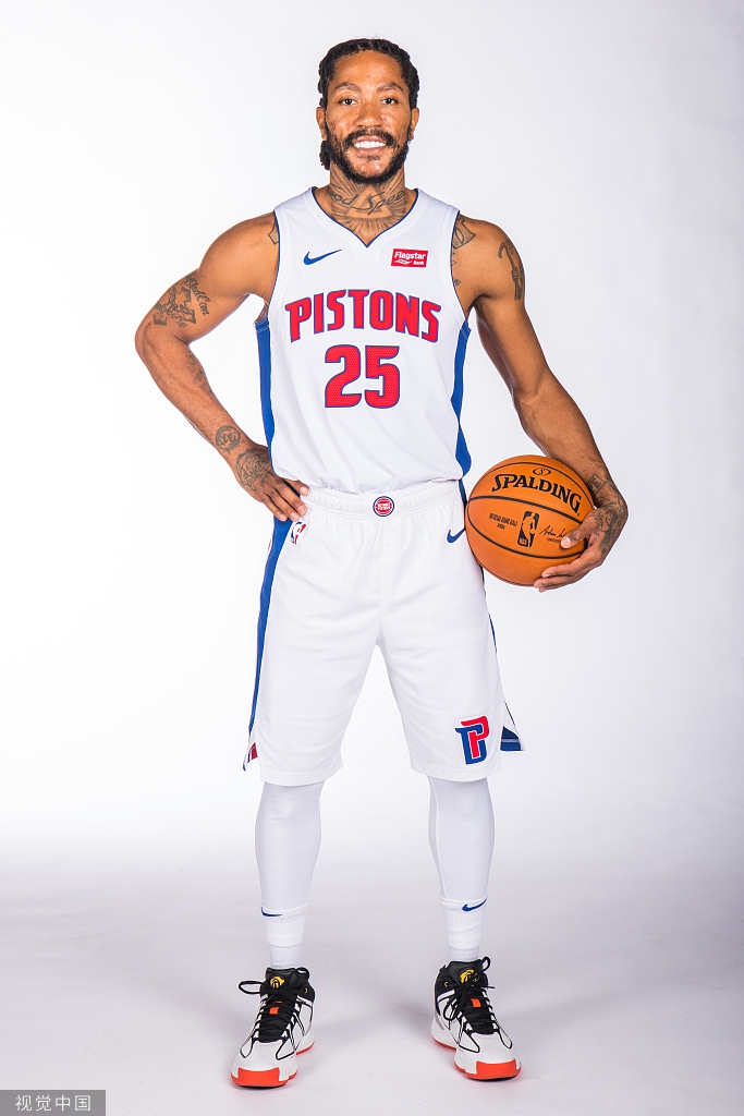 罗斯新赛季定妆照出炉!明天他就31岁了