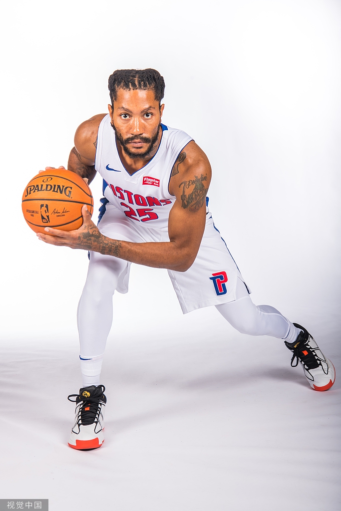 罗斯新赛季定妆照出炉!明天他就31岁了