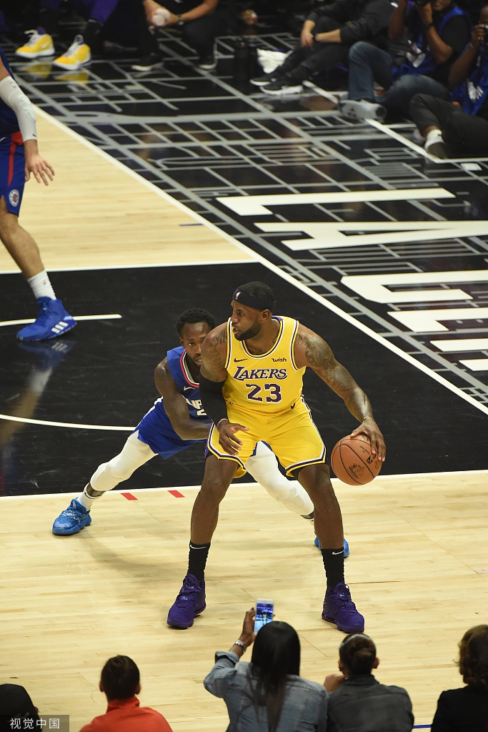 [NBA常规赛]湖人102-112快船 卡哇伊30分