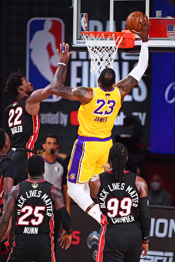 [NBA总决赛]湖人102-96热火