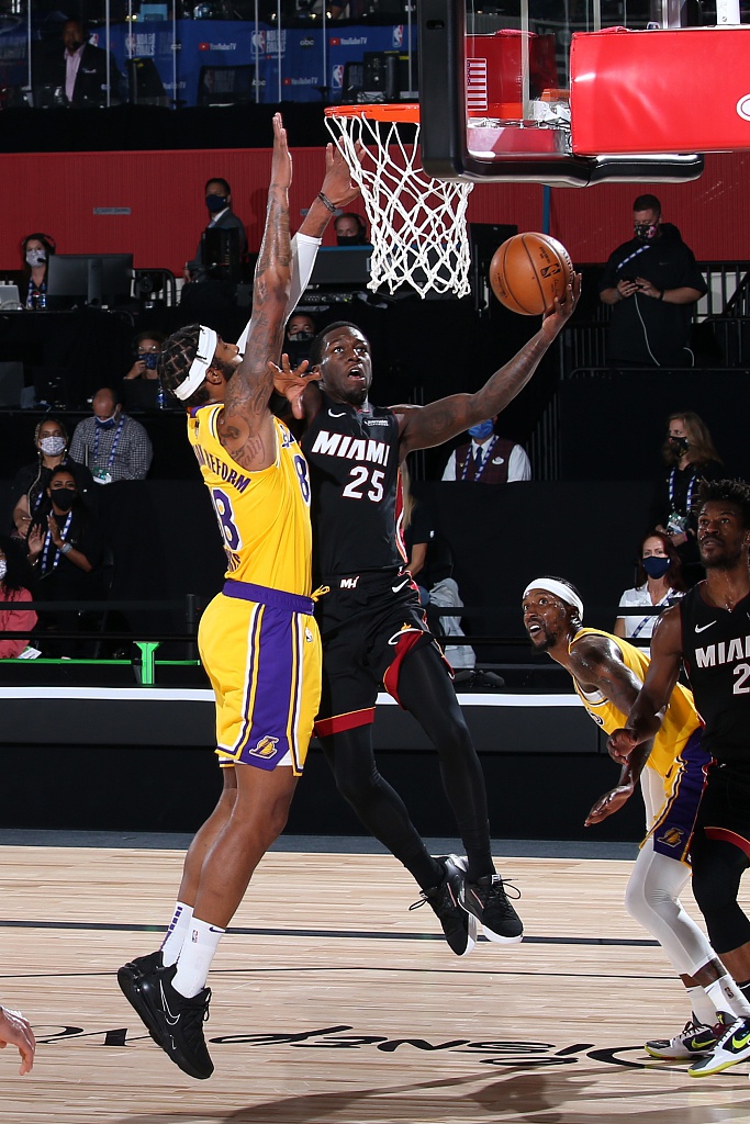 [NBA总决赛]湖人102-96热火