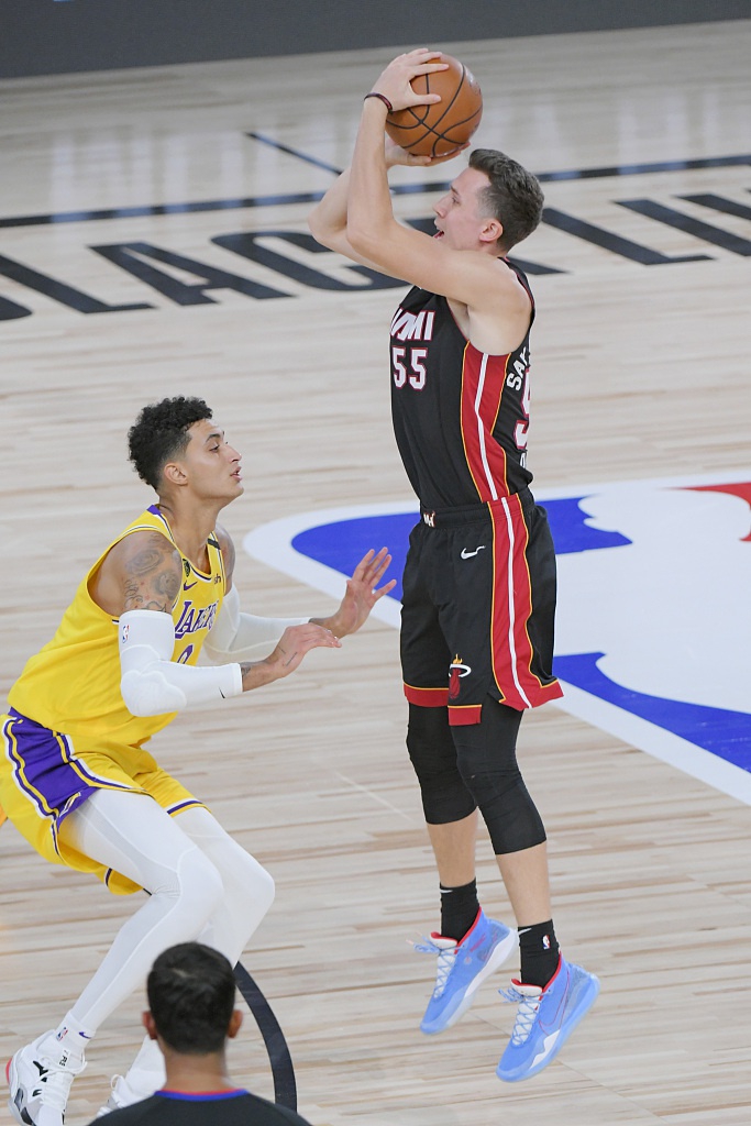 [NBA总决赛]湖人102-96热火