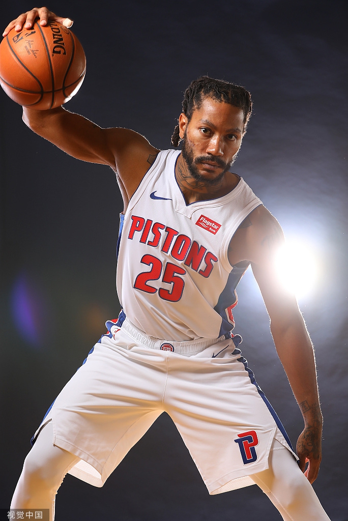 罗斯新赛季定妆照出炉!明天他就31岁了