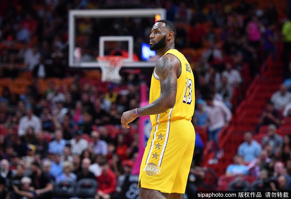 [NBA常规赛]湖人113-110热火