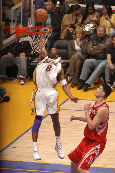 高甜预警!那些年的姚明和科比:从对手到好兄弟