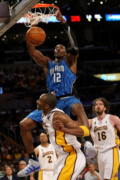 魔兽34岁生日快乐！从18岁高中生状元到第一中锋再到5年流浪5队