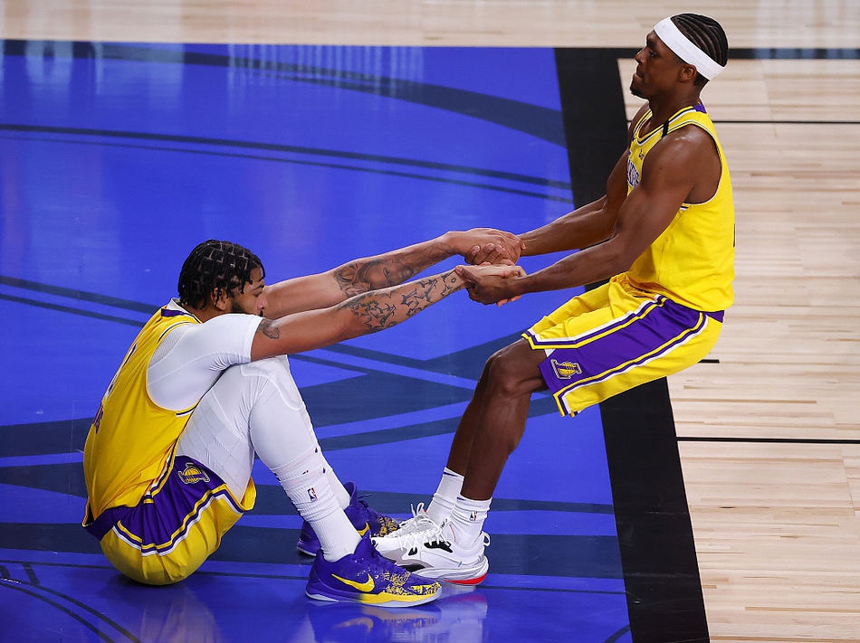 [NBA总决赛]湖人102-96热火