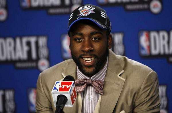 哈登大胡子变化史！从小鲜肉到胡子狂人 10年后竟然变成了这样