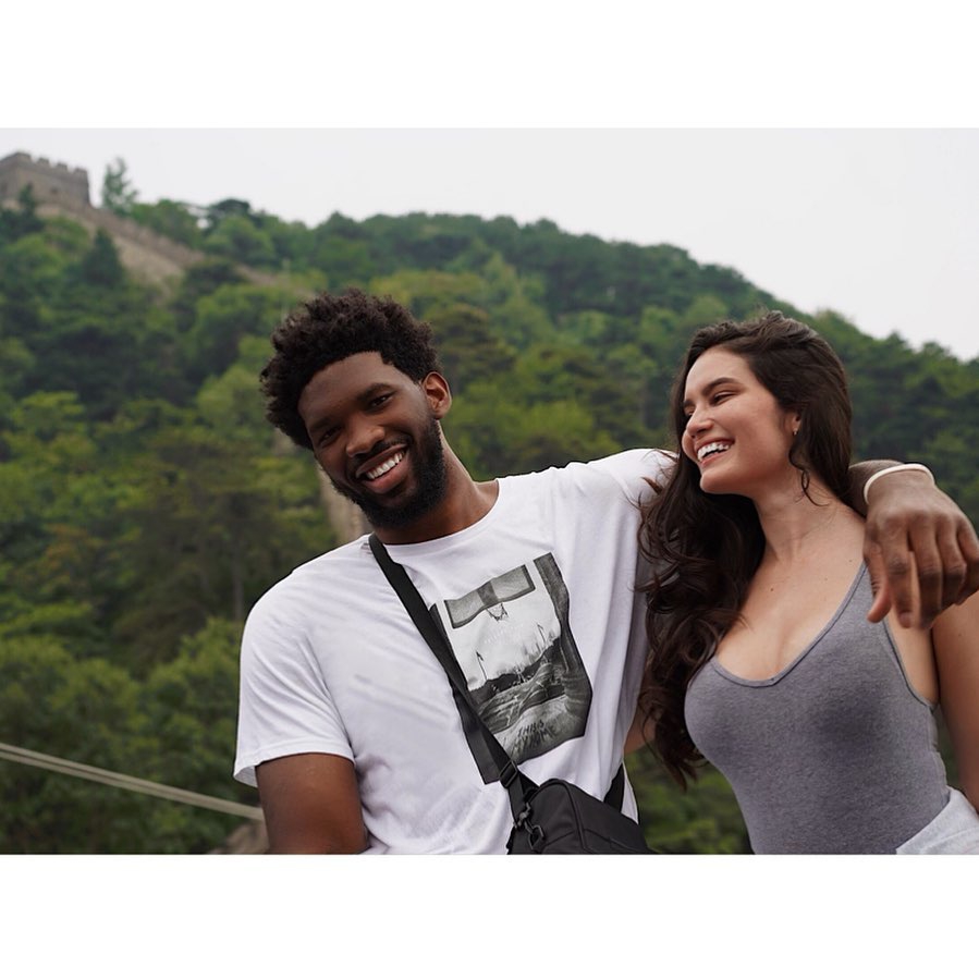 大帝正妃最新美照来袭!这身材这颜值,对不起我酸了