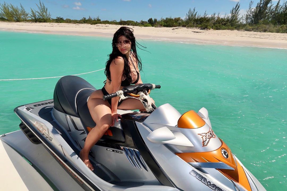 从脱衣舞女郎到NBA超巨正牌女友！她的逆袭来源于这样的努力