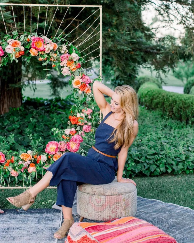 93年的国王啦啦队小姐姐！身材+颜值的完美组合 这气质谁扛得住