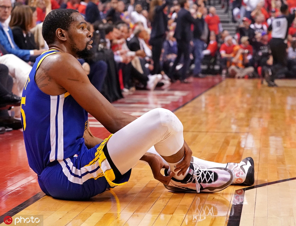 杜兰特不哭！乔丹科比麦蒂也都曾带伤出战季后 最惨的伊巴卡