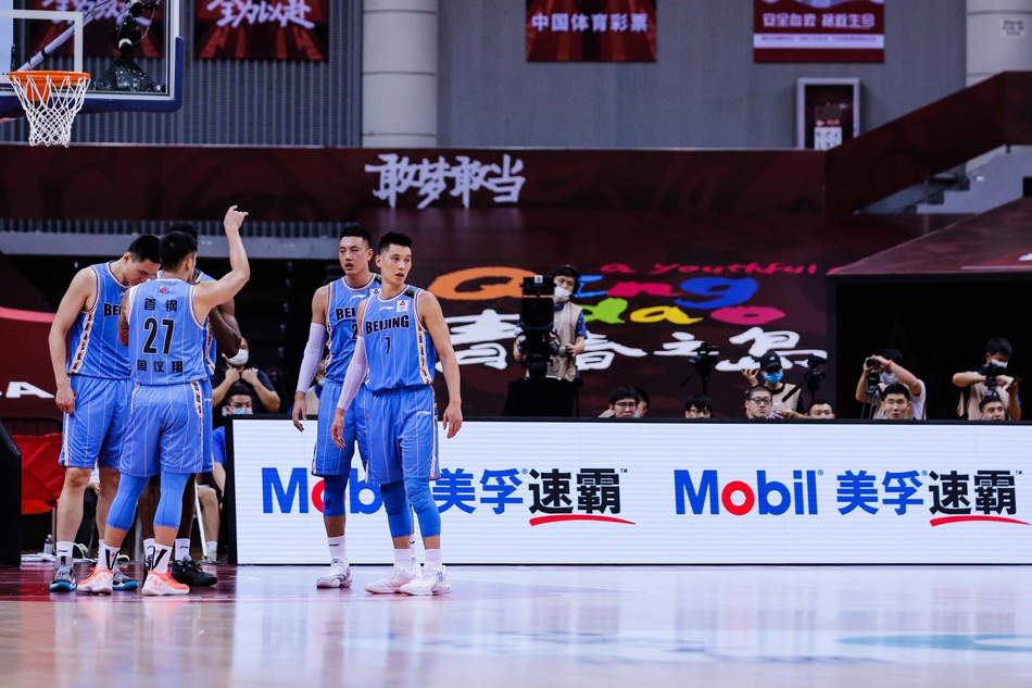 [CBA半决赛]广东111-109北京