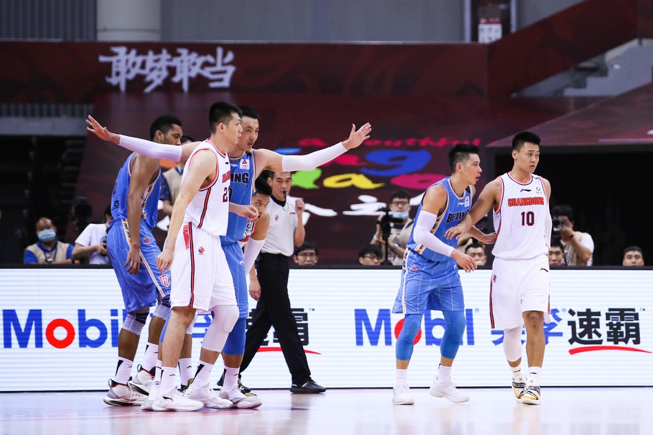 [CBA半决赛]广东111-109北京