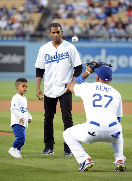 NBA最萌的巨星之子！那个萌翻科比的CP4十岁了！画风变成了这样