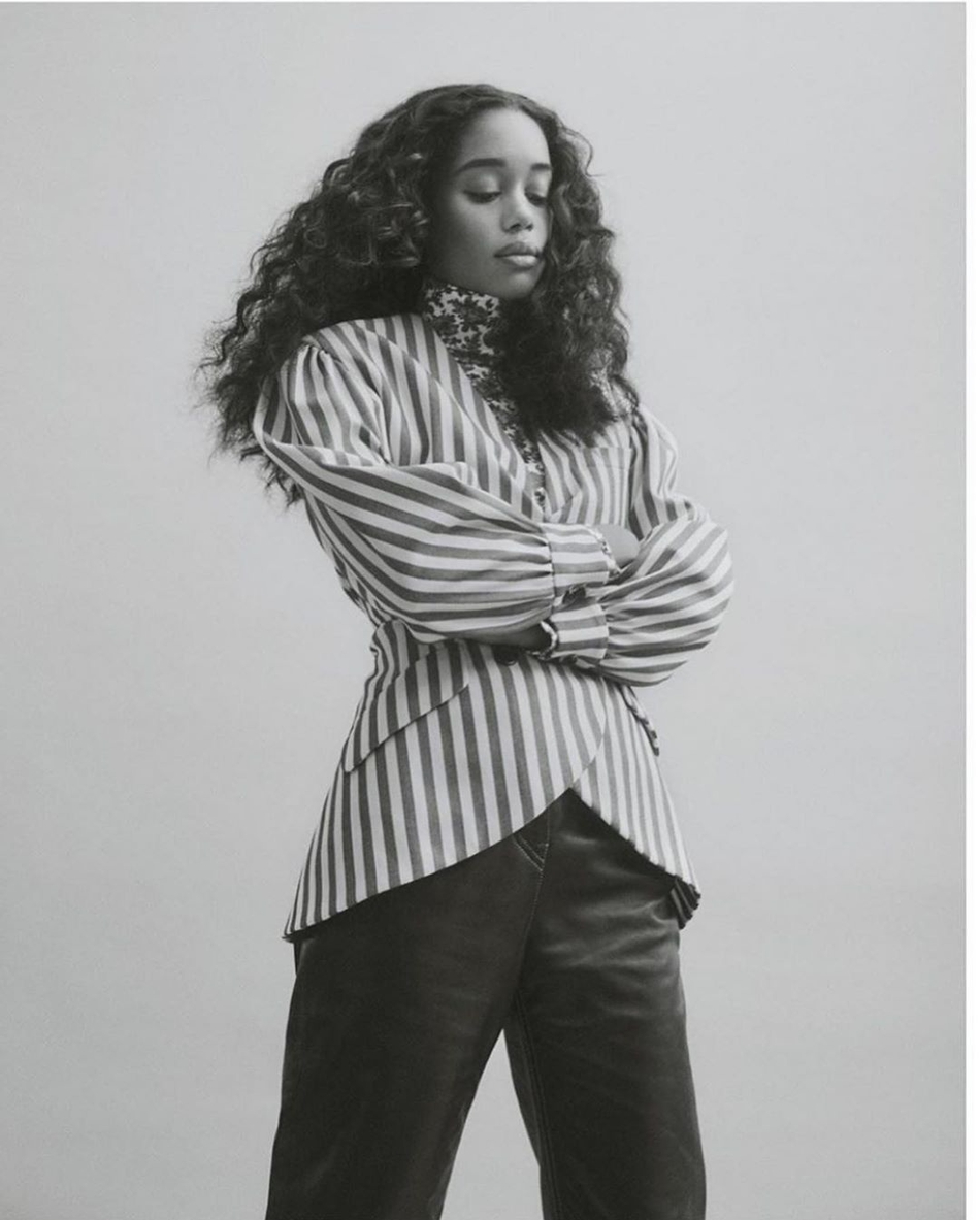 新鲜狗粮！克莱与女友林间开心嬉戏 勇士7连败了你知道吗？