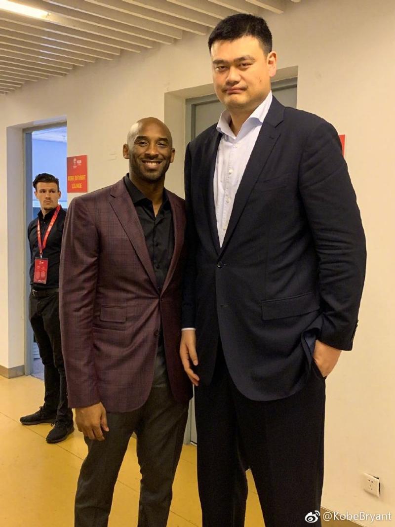 高甜预警!那些年的姚明和科比:从对手到好兄弟